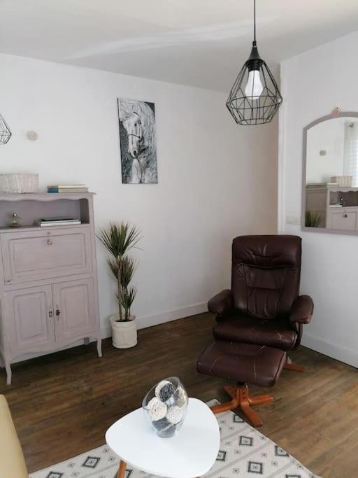 Appartement Chaleureux Avec Parking Gratuit Sarlat-la-Caneda Exterior photo
